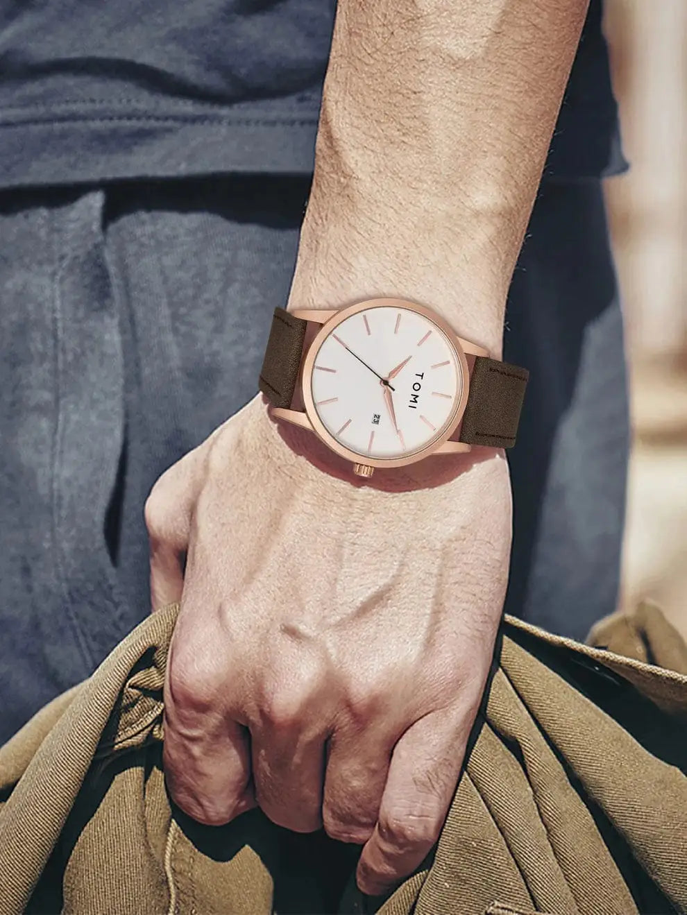 Men's Skin Friendly Strap Watch
