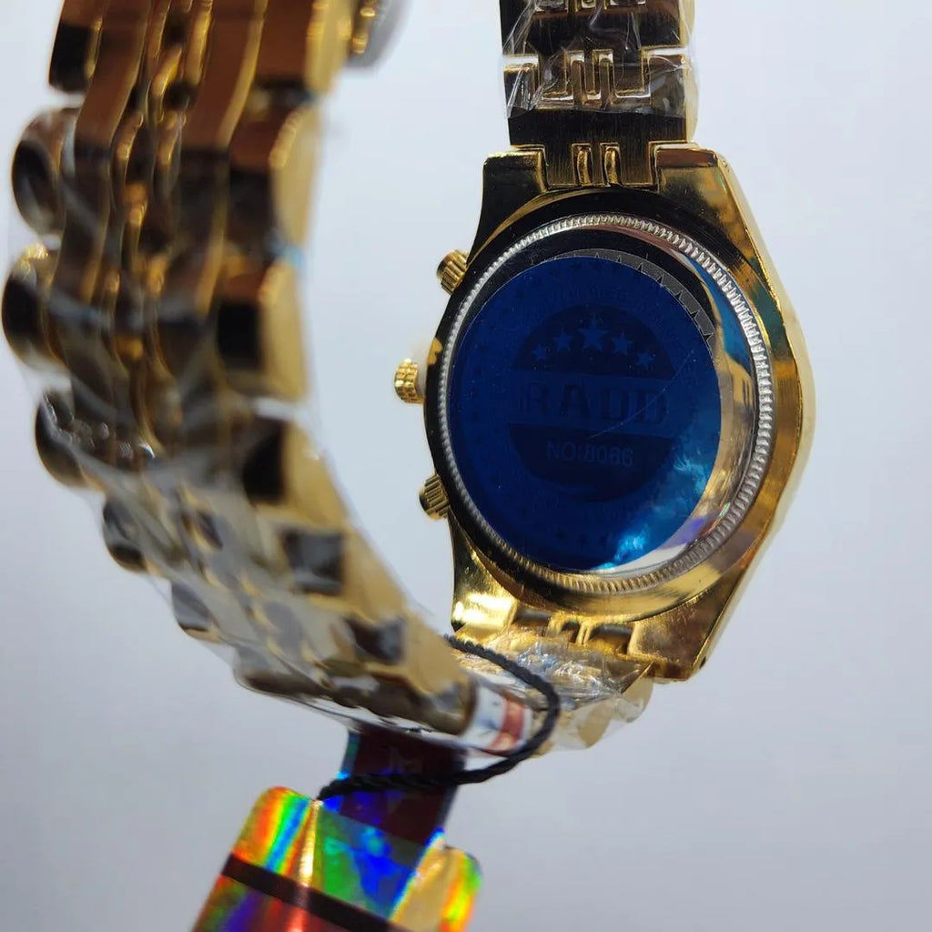 Luxury Gold-Tone Men's Watch with Crystal Dial & Quartz Movement